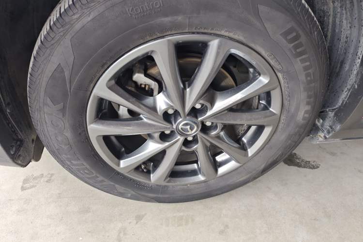 Used Mazda CX-4 2020 2.0L Automatic Two-Wheel Drive Blue Sky Dynamic Edition Left Front Wheel Hub