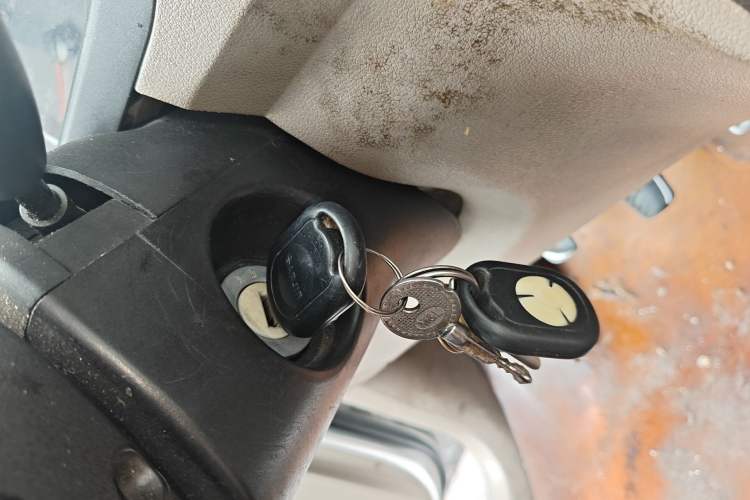 Used Wuling Hongguang 2010 1.4L Comfort Version Vehicle Key