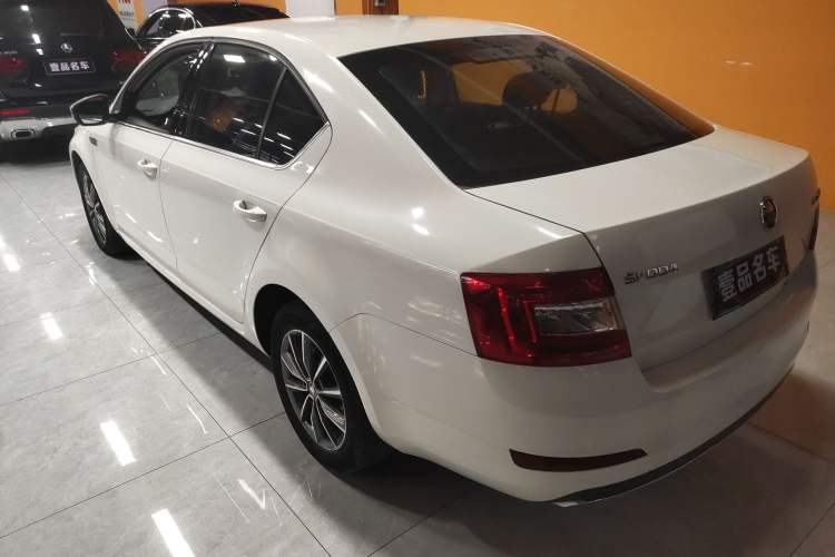 Used Skoda Octavia 2017 1.6L Automatic Chuanxing Edition