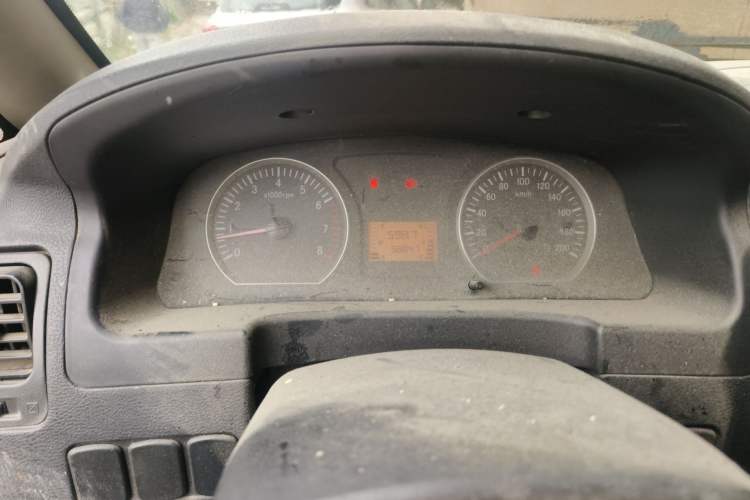 Used FORTHING Lingzhi 2012 Commercial Version 1.6L Utility Model
