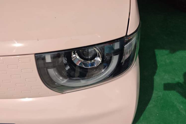 Used Chery QQ Ice Cream 2022 120km Conical Shape Lithium Iron Phosphate