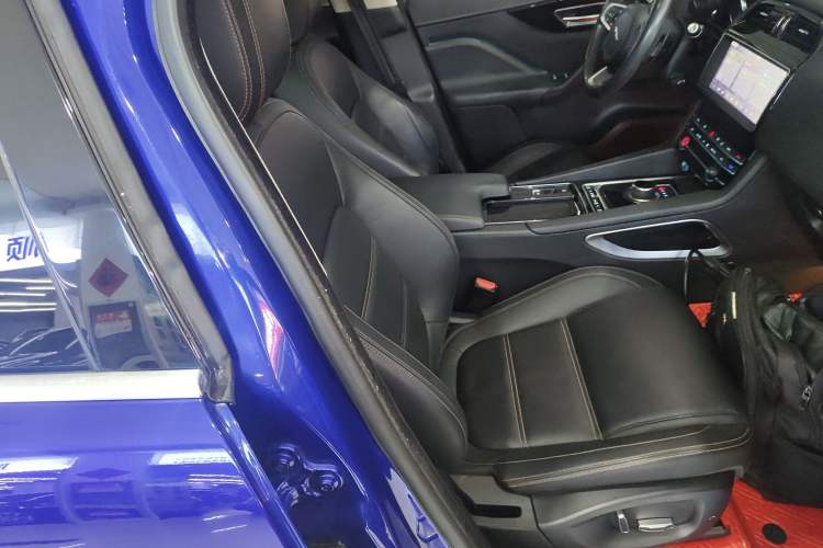 Used Jaguar F-PACE 2019 2.0T Four-Wheel Drive Urban Luxury Edition