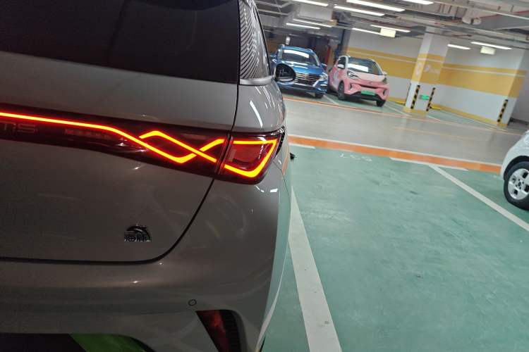 Used BYD Dolphin 2021 405 km Fashion Edition