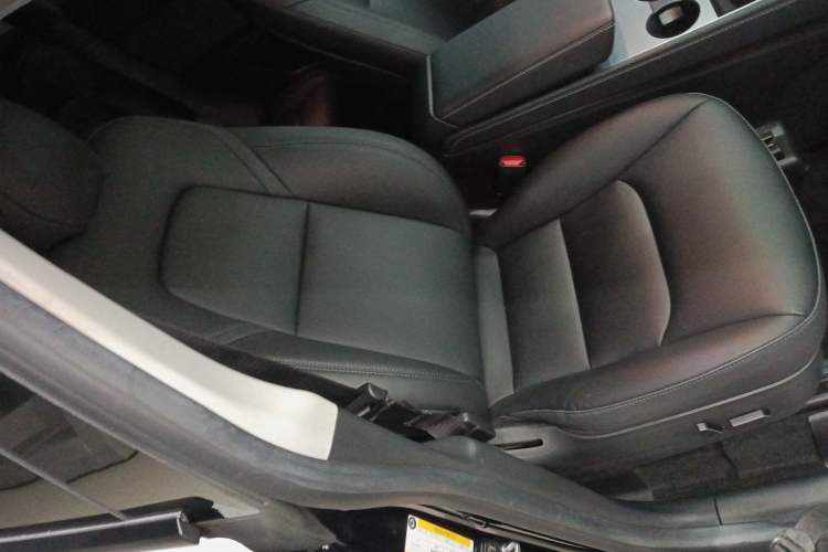 Used Tesla Model Y 2021 Revised Version 2 Long-Range All-Wheel-Drive Edition