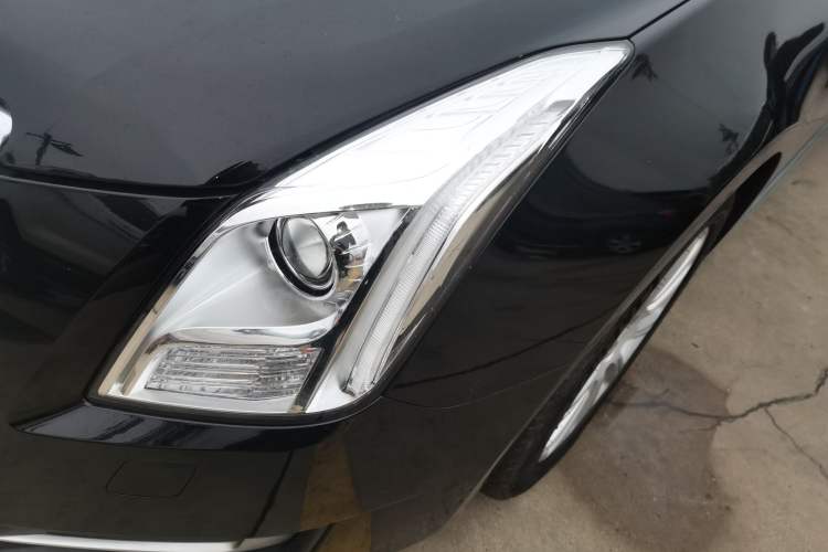 Used Cadillac XTS 2017 28T Tech Edition Left Front Headlight