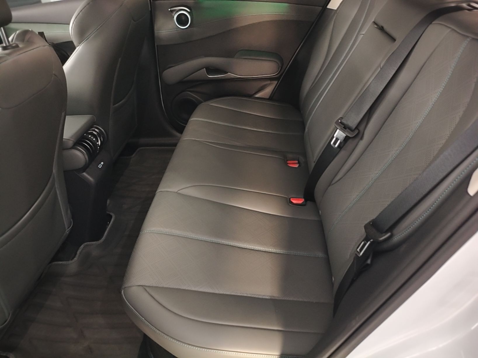 BYD Yuan PLUS 2025 Intelligent Driving Version 510 km Leading Edition — снимка 20