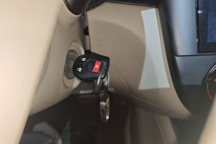 Used Nissan Tiida 2011 1.6L CVT Comfort Model Vehicle Key