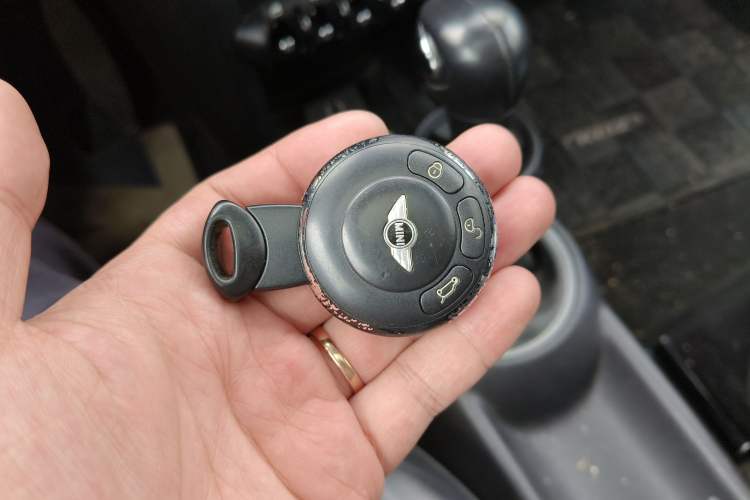 Used MINI 2012 1.6L COOPER Baker Street Vehicle Key