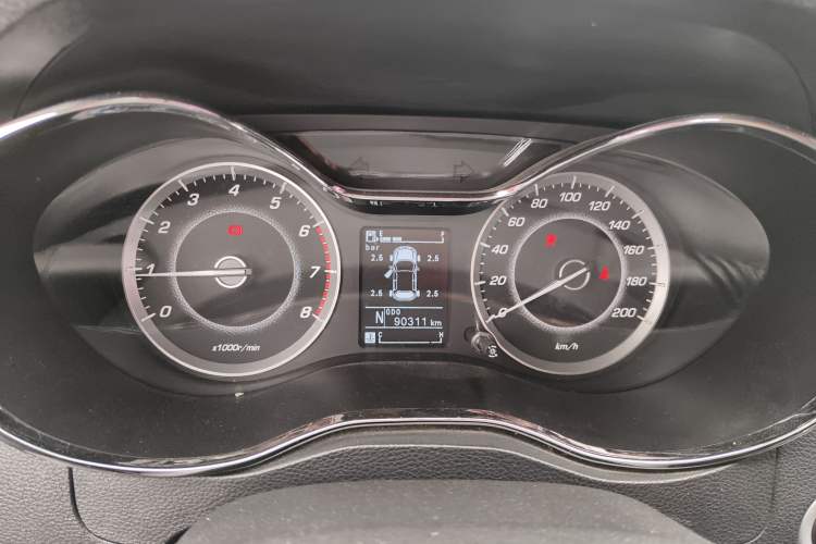 Used Baojun 560 2016 1.8L iAMT Luxury Model
