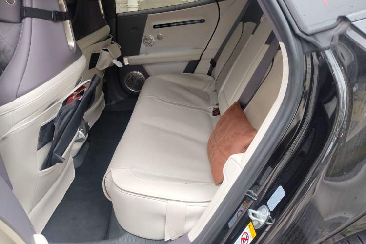 Used Avatr 06 2025 Max All-Electric Version Left Rear Seat