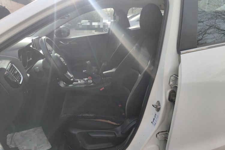 Used Mazda 3 Axela 2014 Sedan 1.5L Automatic Luxury Model Left Front Seat