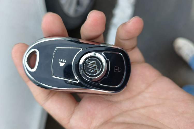 Used Buick GT 2019 18T Automatic Connected Elite Model China VI Standard Vehicle Key