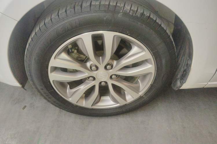 Used Buick GT 2019 18T Automatic Connected Elite Model China VI Standard Exterior 4