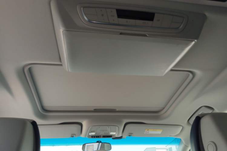 Used Buick GL8 2022 ES Landtrek 653T Comfort Edition
