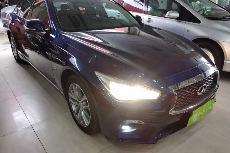 Used Infiniti Q50L 2018 2.0T Comfort Edition China V Standard
