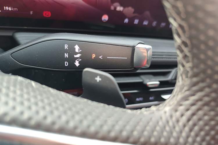 Used Buick LaCrosse 2025 28T Platinum Edition
