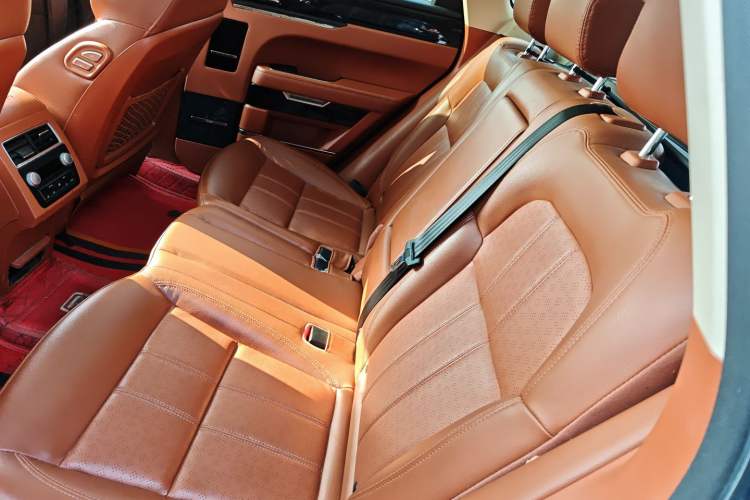 Used Zotye T700 2017 1.8T Dual-Clutch Prestige Model