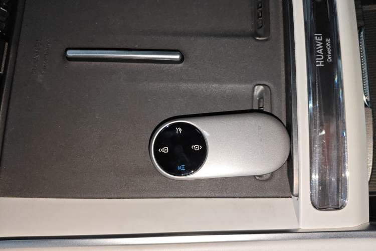 Used Hima Luxeed S7 2024 Max