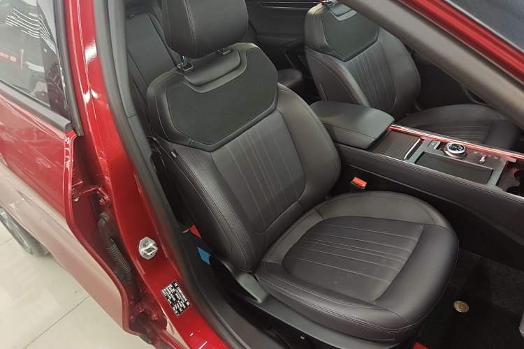 Used Ford Mondeo 2025 2.0T EcoBoost Ultimate Edition