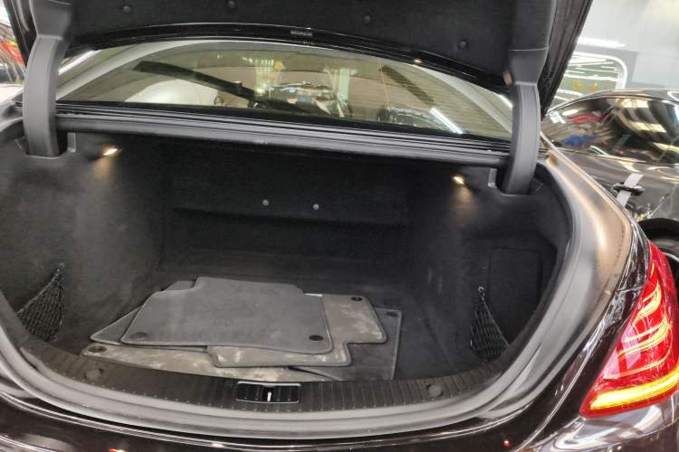 Used Mercedes-Benz S-Class 2014 S 320 L Business Model