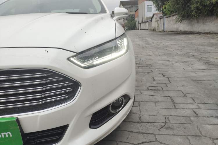 Used Ford Mondeo 2013 2.0L GTDi 200 Luxury Model
