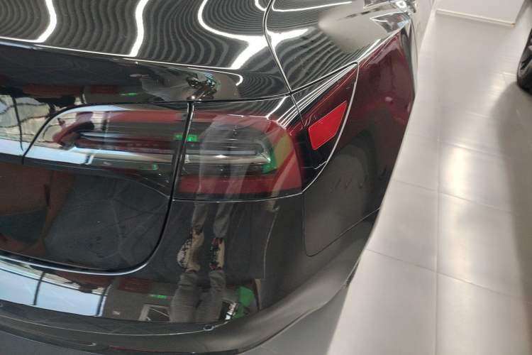 Used Tesla Model 3 2022 Performance High-Performance All-Wheel-Drive Version
