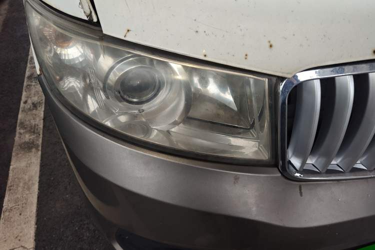 Used Jinbei New Hiace X30L 2016 1.3L Wealth Edition DLCG12 Right Front Headlight