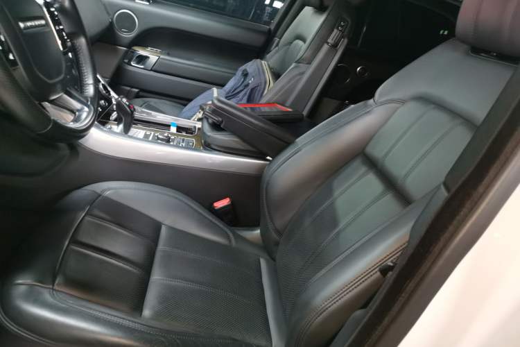 Used Land Rover Range SportNew Energy 2018 P400e Left Front Seat