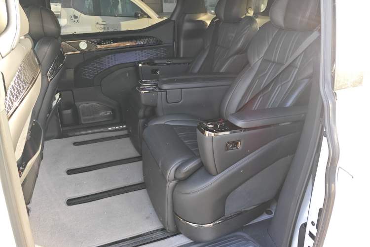 Used Zeekr 009 2022 Revised WE Version
