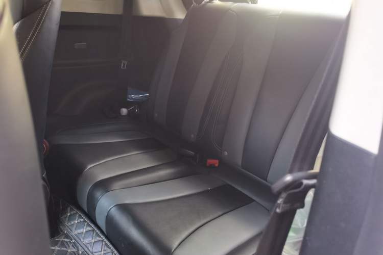 Used Roewe Clever 2022 311km QiQi BoBo Edition Left Rear Seat