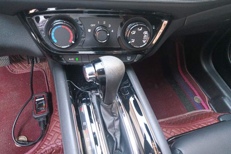 Used Honda Vezel 2020 1.5L CVT Pioneer Edition