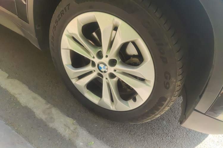 Used BMW X1 2016 sDrive18Li Premium Edition
