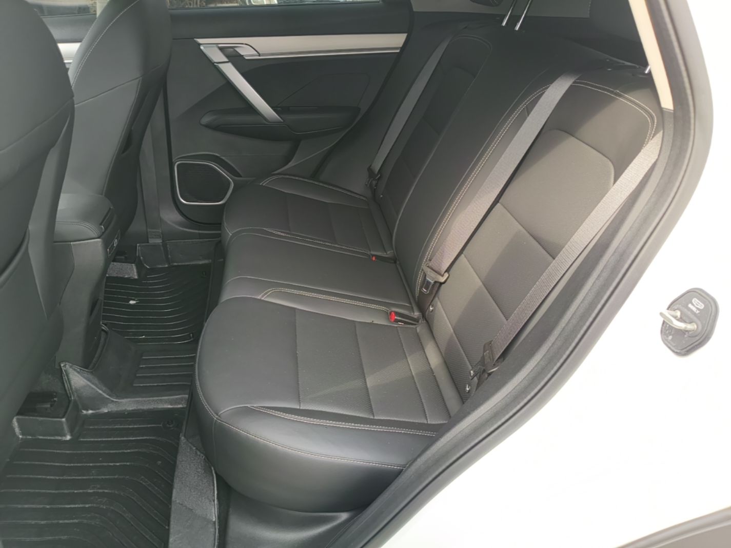 Geely Auto Coolray 2025 1.5L CVT Super Edition — снимка 20