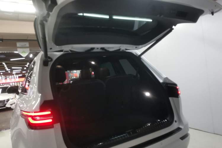 Used Li Auto ONE 2021 Extended-Range 6-Seater Version
