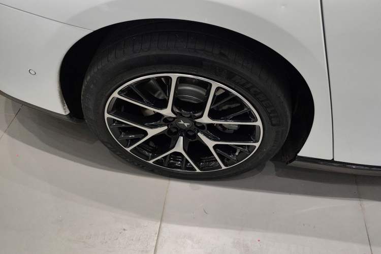 Used XPeng P7 2023 P7i 702 Pro