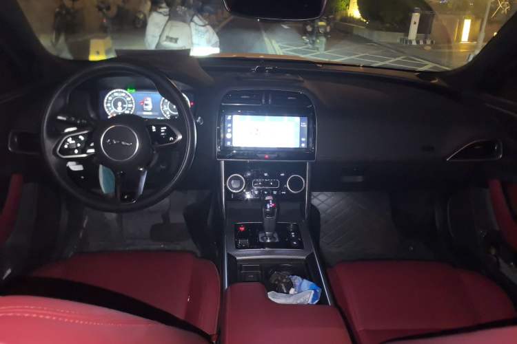 Used Jaguar XEL 2022 2.0T 250 PS R-DYNAMIC S Advanced Sport Edition
