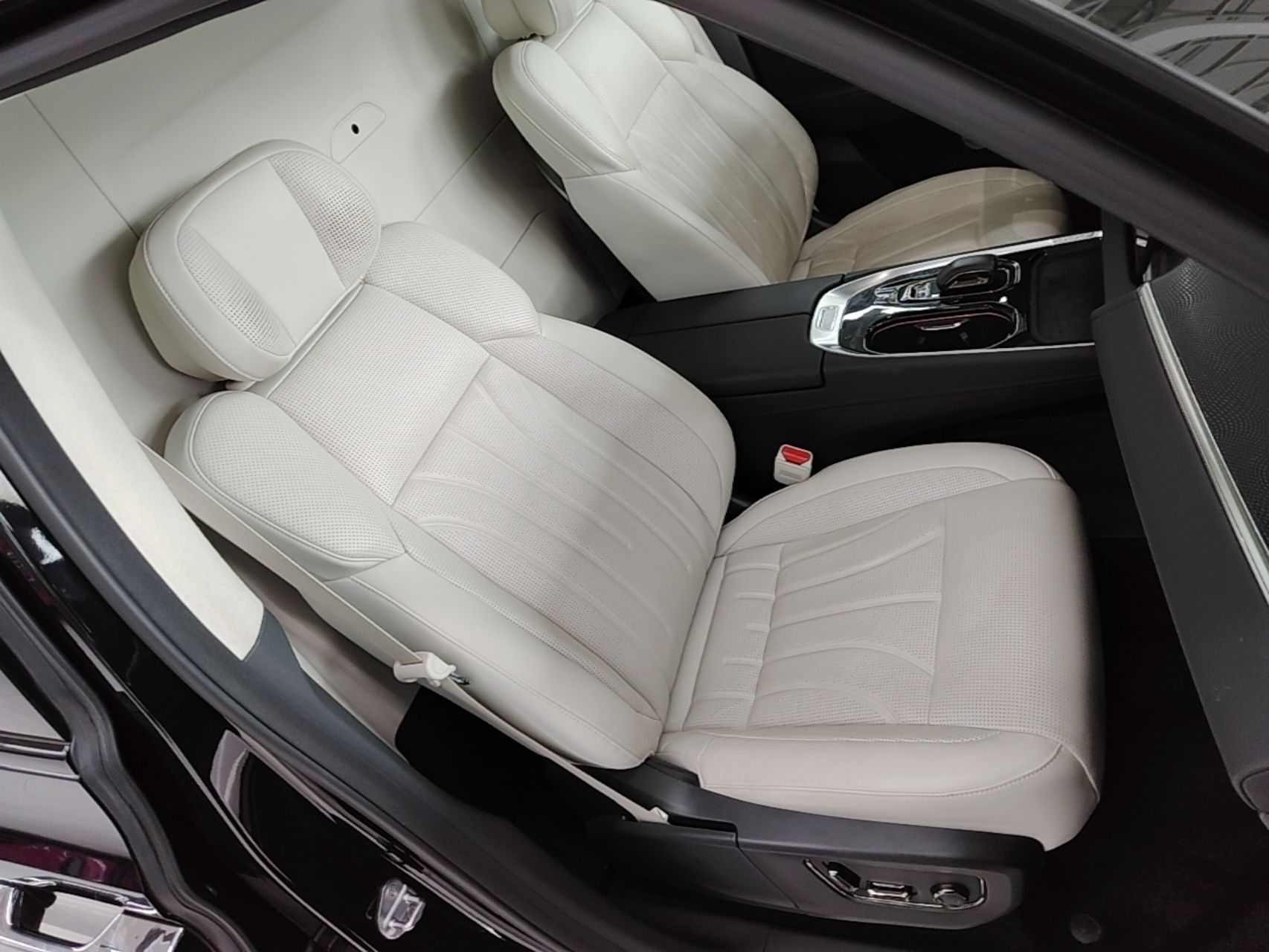 Zeekr 009 2024 GAC Trumpchi — снимка 19