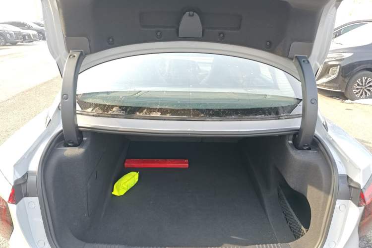 Used Hongqi EH7 2024 690 Pro