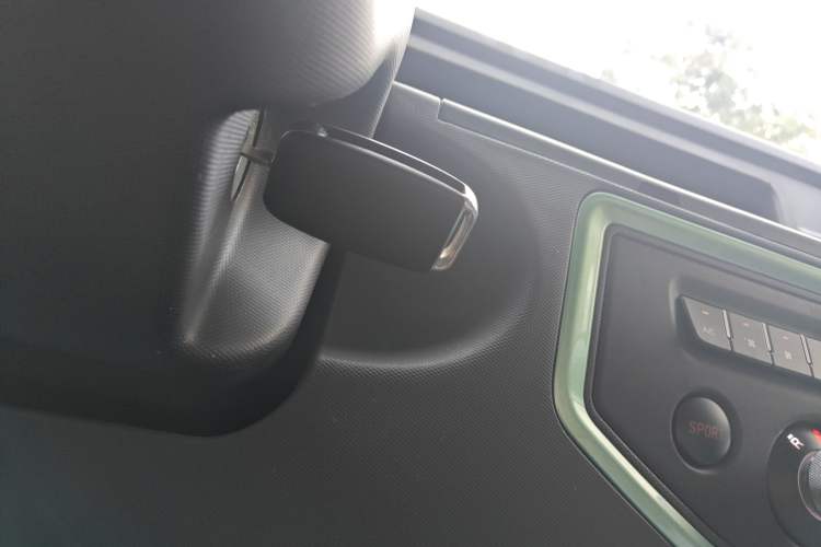 Used Chengshi 01 2021 Wealth Edition + 3.3KW Air Conditioner Single-Row Enclosed Van Two-Seater Dual Batteries