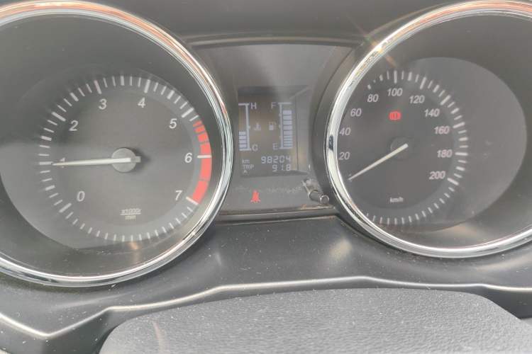 Used HYOSOW S3 2015 1.5L Comfort Version National V Odometer Close Up