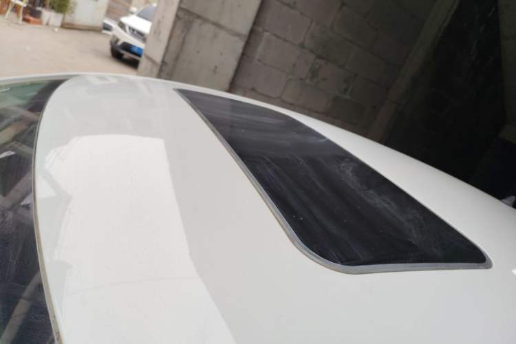 Used Volkswagen Polo 2016 1.6L Automatic Comfort Model
