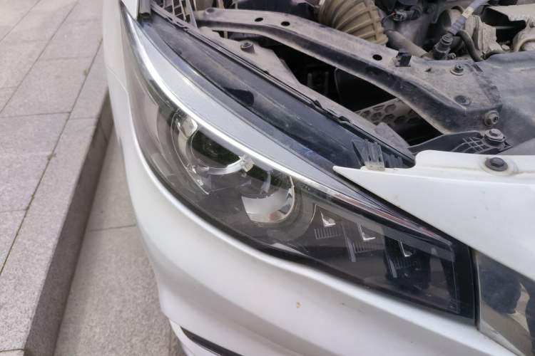 Used MG 6 2017 20T Manual Luxury Smart Connect Version China V Standard