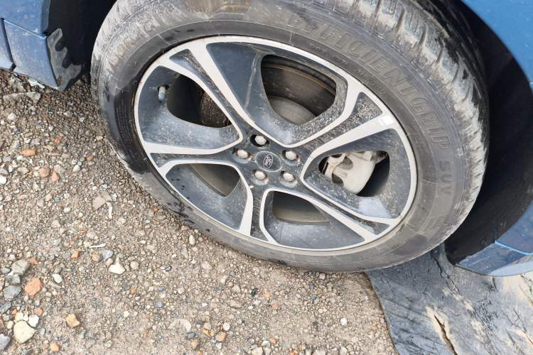 Used Ford Edge 2020 EcoBoost 245 2WD ST-Line 5-seater Right Front Wheel Hub