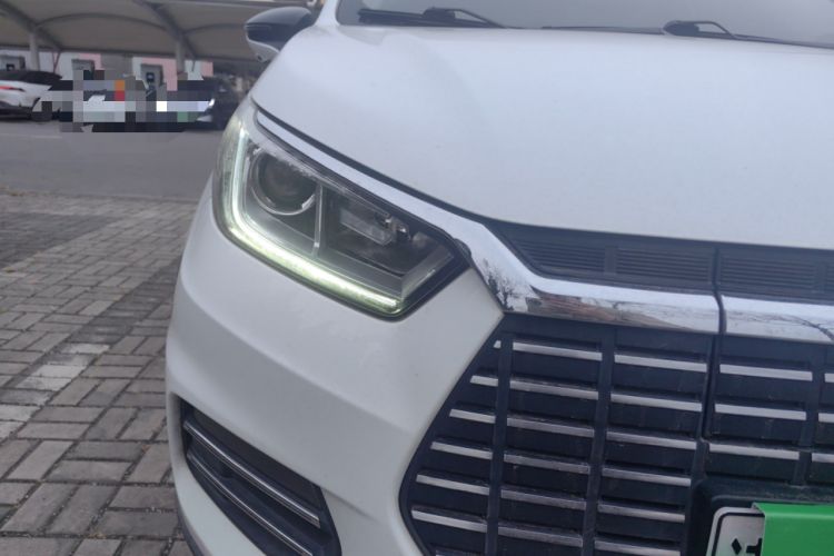 Used BYD Yuan New Energy 2018 EV360 Smart Connect Cool Edition Right Front Headlight