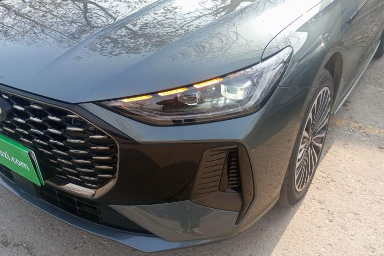 Used Chery Fengyun A8L 2025 1.5 TGDI 145 km Luxury Version
