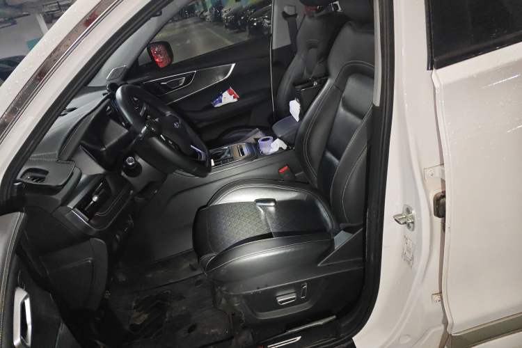 Used Chery Tiggo 8 2024 Honor Edition 230TCI Manual Advanced Version 5 Seats
