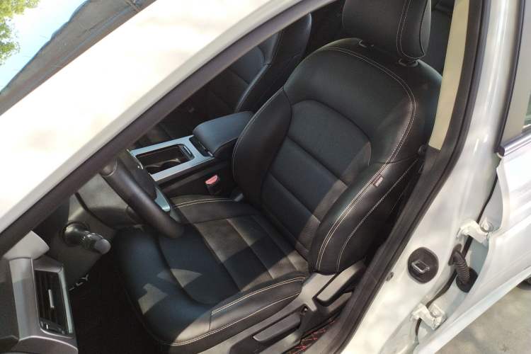 Used Geely Auto Emgrand GL 2019 1.4T Manual Elite Smart Edition