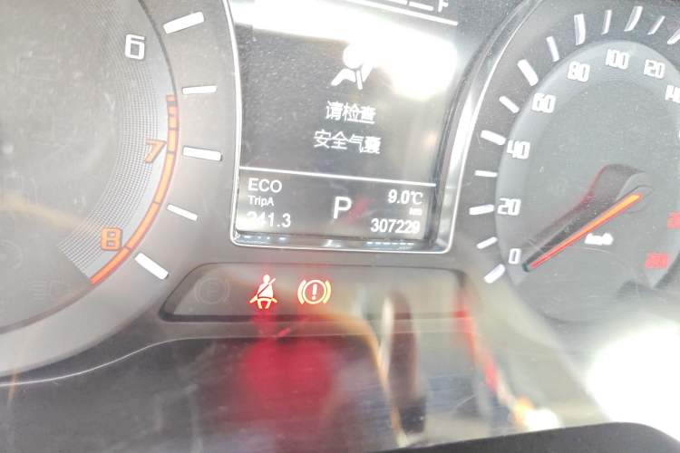 Used GAC Trumpchi GS4 2017 200T G-DCT Two-Wheel Drive Elite Edition Odometer Close Up