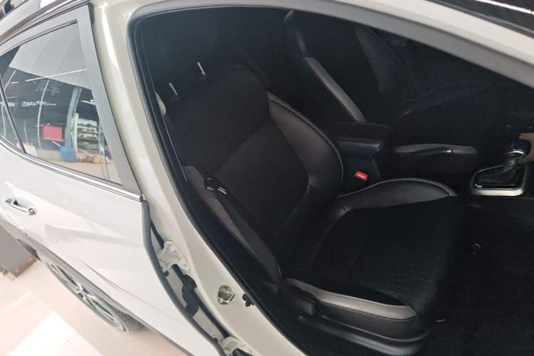 Used Kia kx1 Stonic 2019 1.4L Automatic Fun Edition China V Standard
