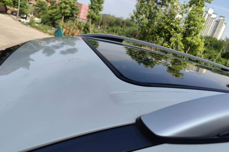 Used GAC Trumpchi GS7 2017 320T Two-Wheel-Drive Luxury Smart Connectivity Model
